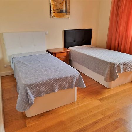 Appartamento Charming Calheta Plaza Penthouse Esterno foto