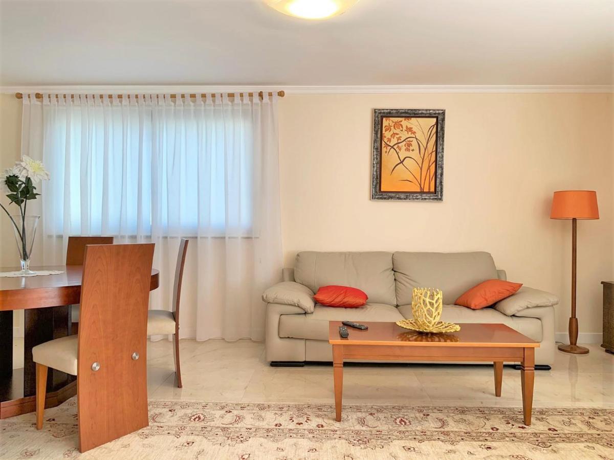 Appartamento Charming Calheta Plaza Penthouse Esterno foto