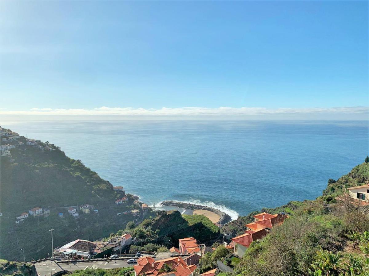 Appartamento Charming Calheta Plaza Penthouse Esterno foto