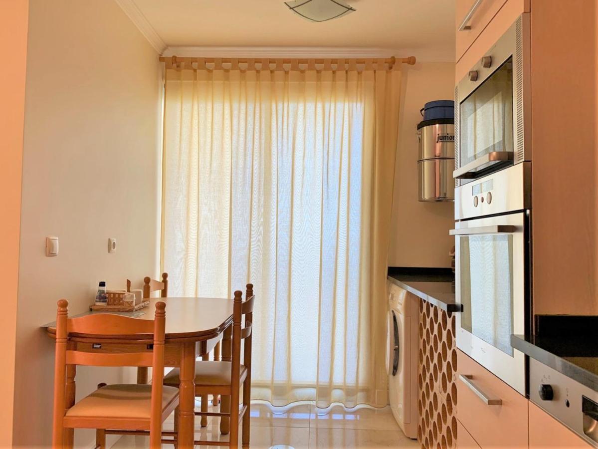 Appartamento Charming Calheta Plaza Penthouse Esterno foto