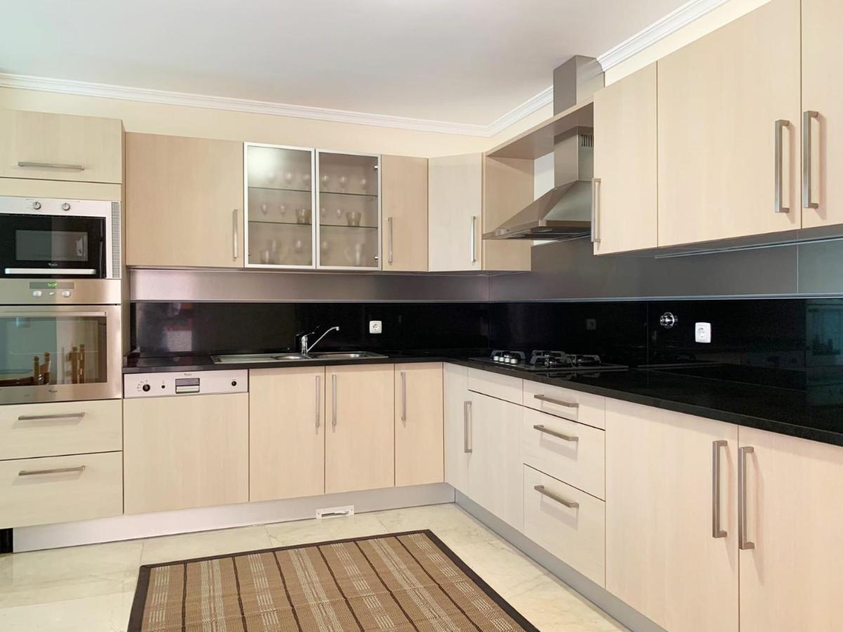 Appartamento Charming Calheta Plaza Penthouse Esterno foto